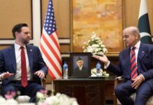Összeomlott az amerikai–iráni tárgyalás: kemény üzenettel távozott Washington