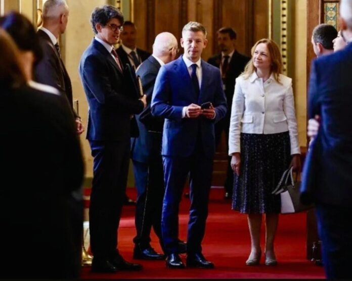 magyar péter, bujdosó andrea