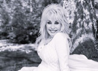 Elhunyt Dolly Parton világhírű countryénekes